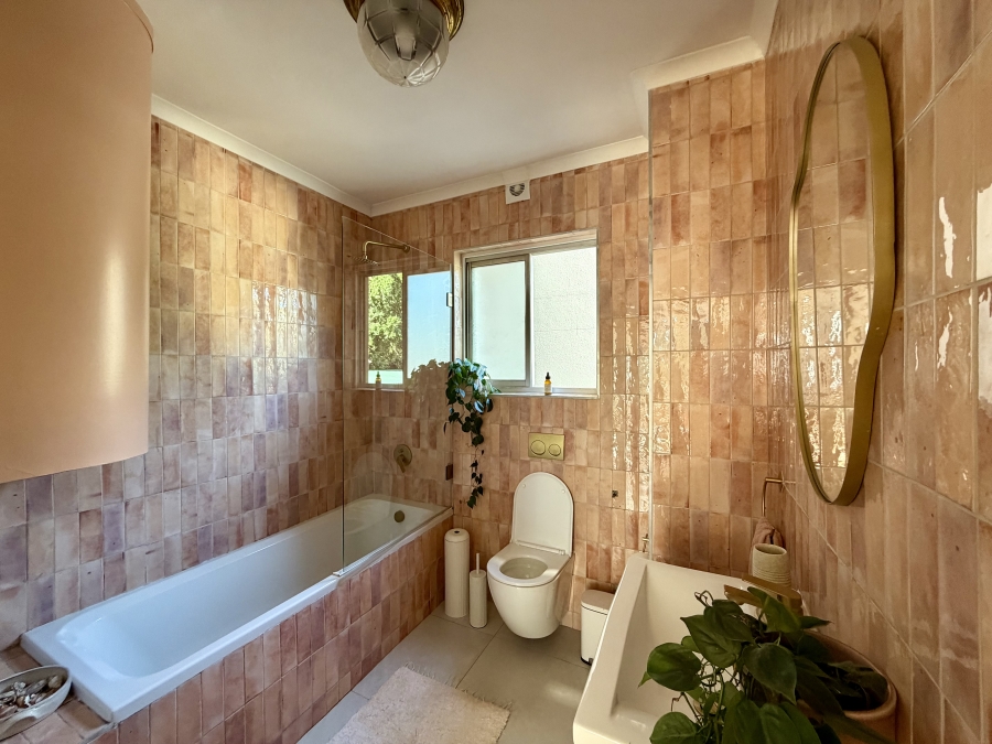 To Let 2 Bedroom Property for Rent in Oranjezicht Western Cape